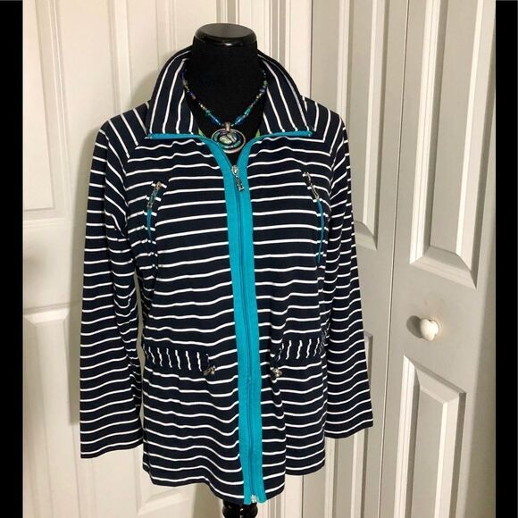 Nice sweater jacket by Onque Sport in Large - Picture 1 of 3